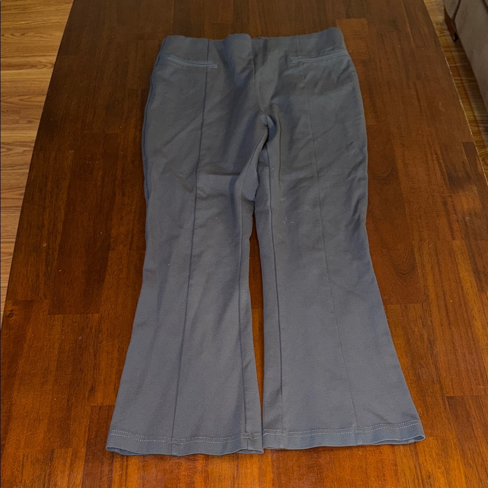 Betabrand Gray Pull on Elastic waist Streamline Dress Yoga Kick Flare Pants